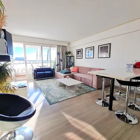 Penthouse Centrum Met Binnen- En Buitenterras En Gratis Garagebox Apartman Ostende